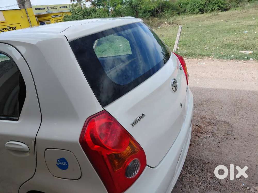 Toyota Etios Liva 2012 Diesel 67000 Km Driven
