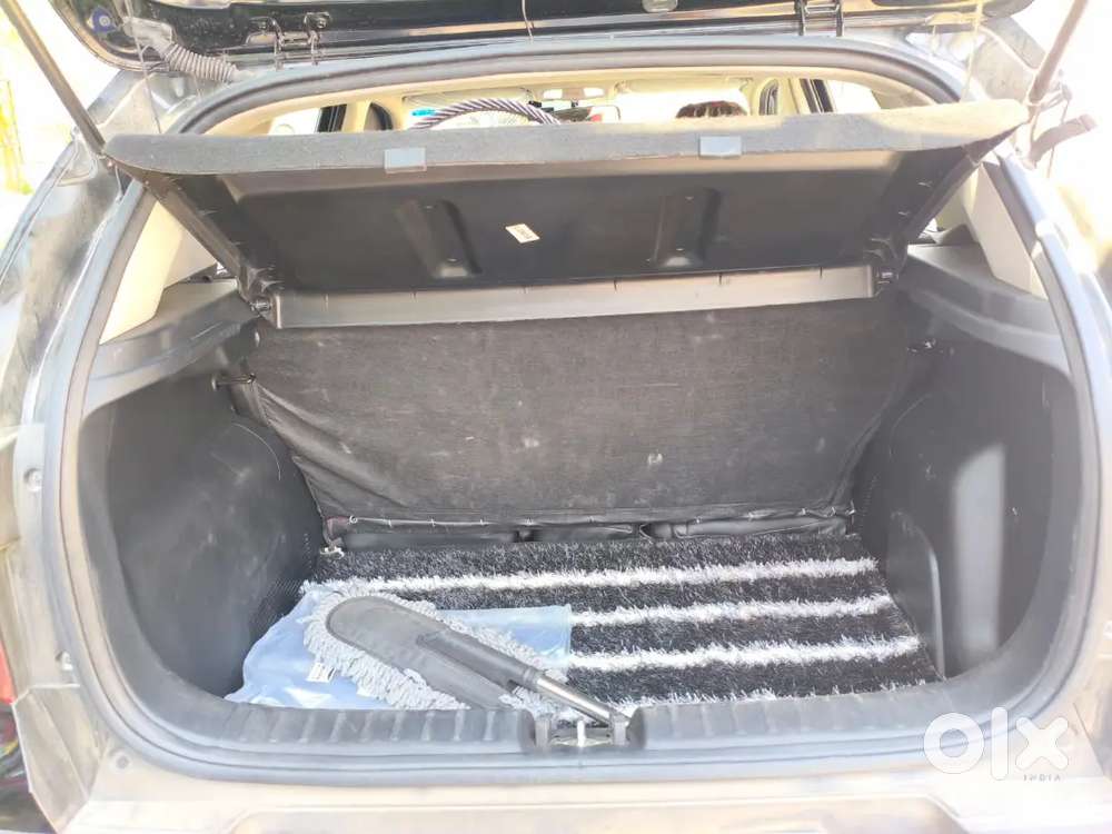 Kia Sonet 2024 Petrol 17500 Km Driven