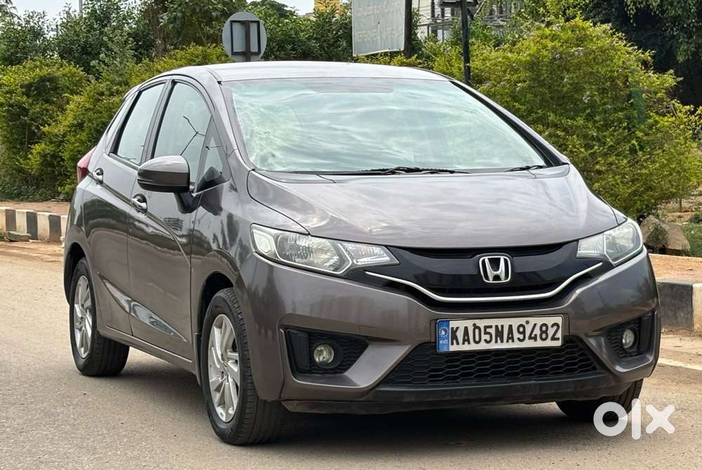 Honda Jazz V Mt Privilege, 2015, Petrol