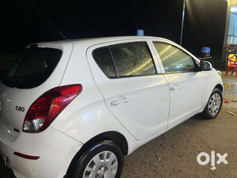 Hyundai New I20 Magna 2012