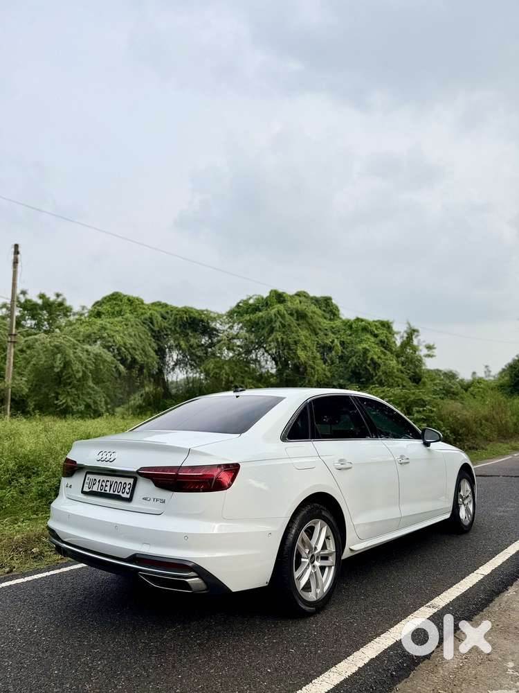 Audi A4 2.0 Technology 40 Tfsi, 2025, Petrol