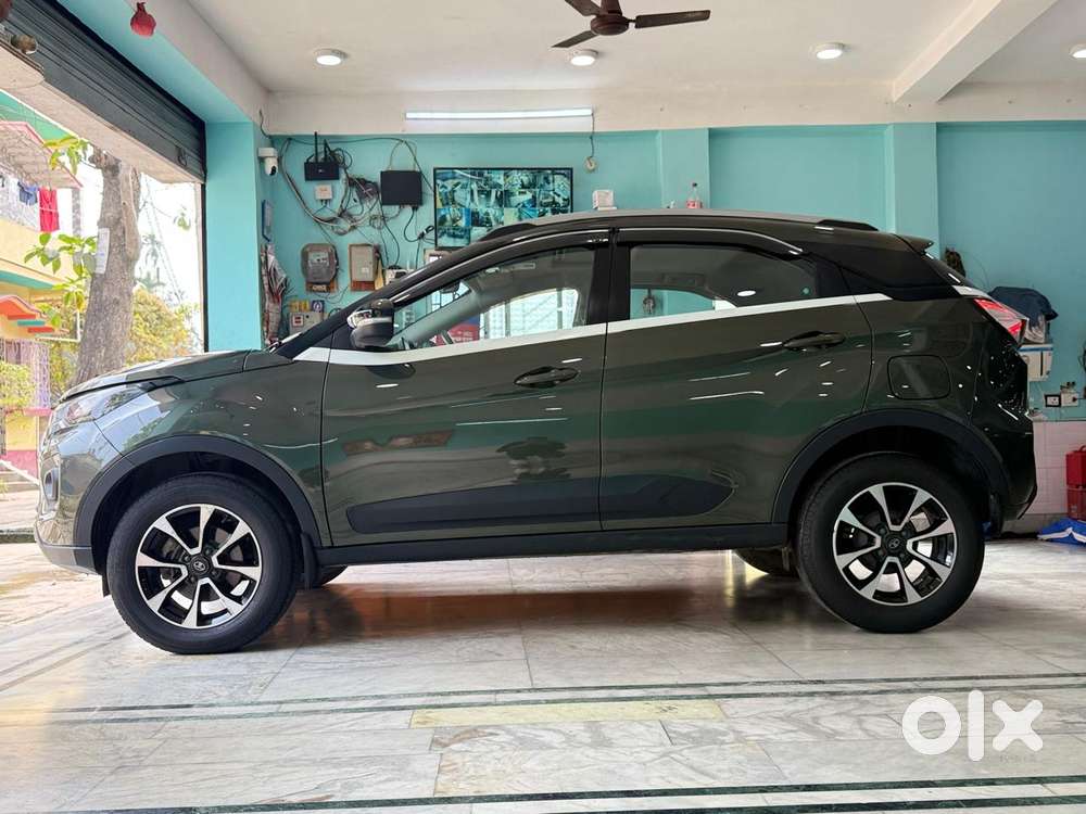 Tata Nexon Amt Xza Plus, 2021, Petrol