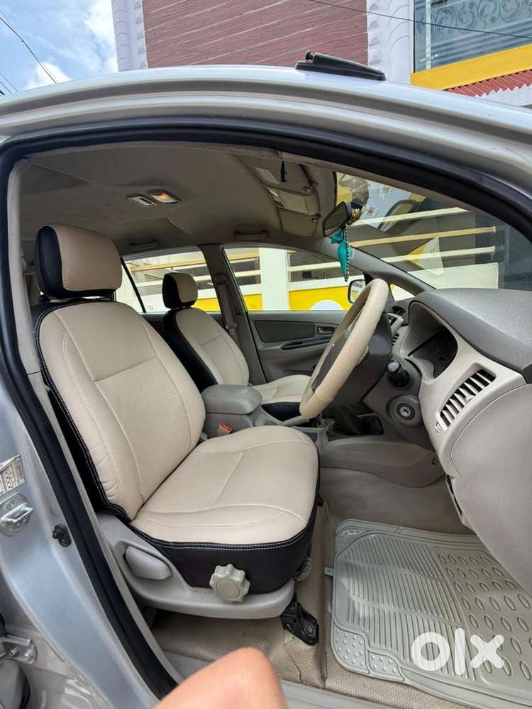 Toyota Innova 2013 Diesel Well Maintained Fully Showroom Track Car