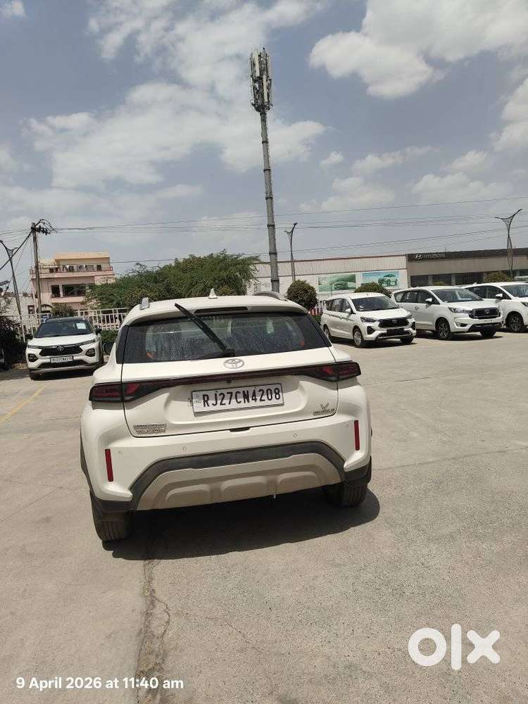 Toyota Urban Cruiser Taisor V 1.0 Petrol Mt, 2024, Petrol