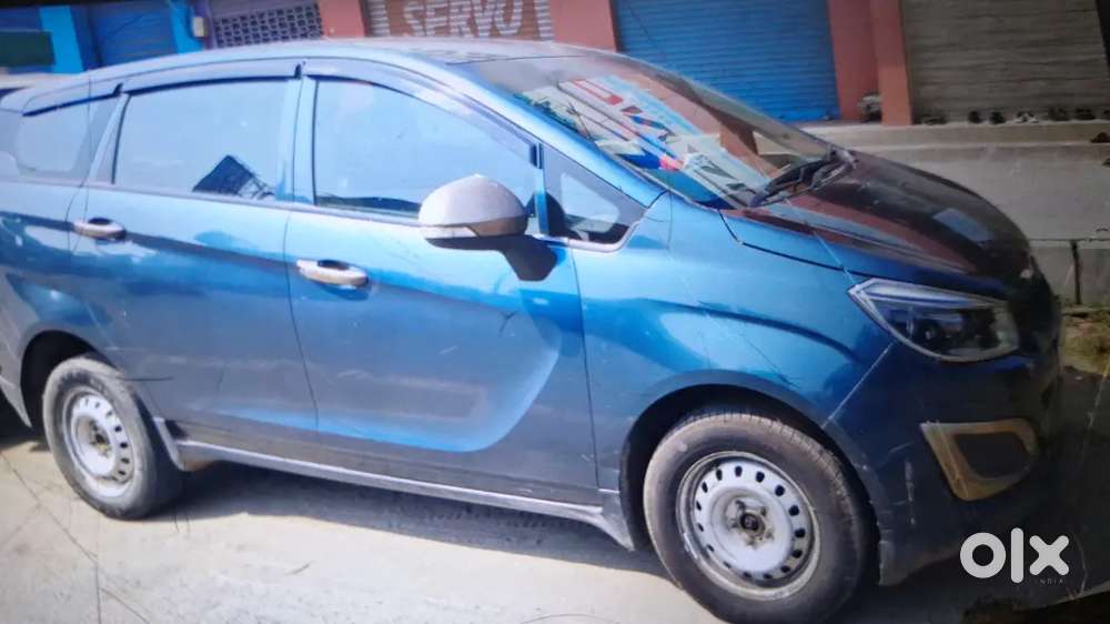Mahindra Marazzo 2019 Diesel 221346 Km Driven