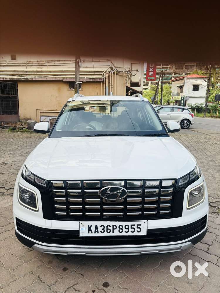 Hyundai Venue 1.2 S (o), 2023, Petrol