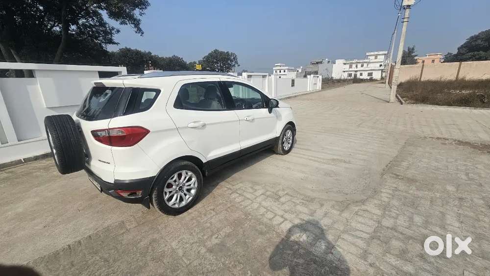 Ford Ecosport 2015 Petrol 98000 Km Driven Newly Condition