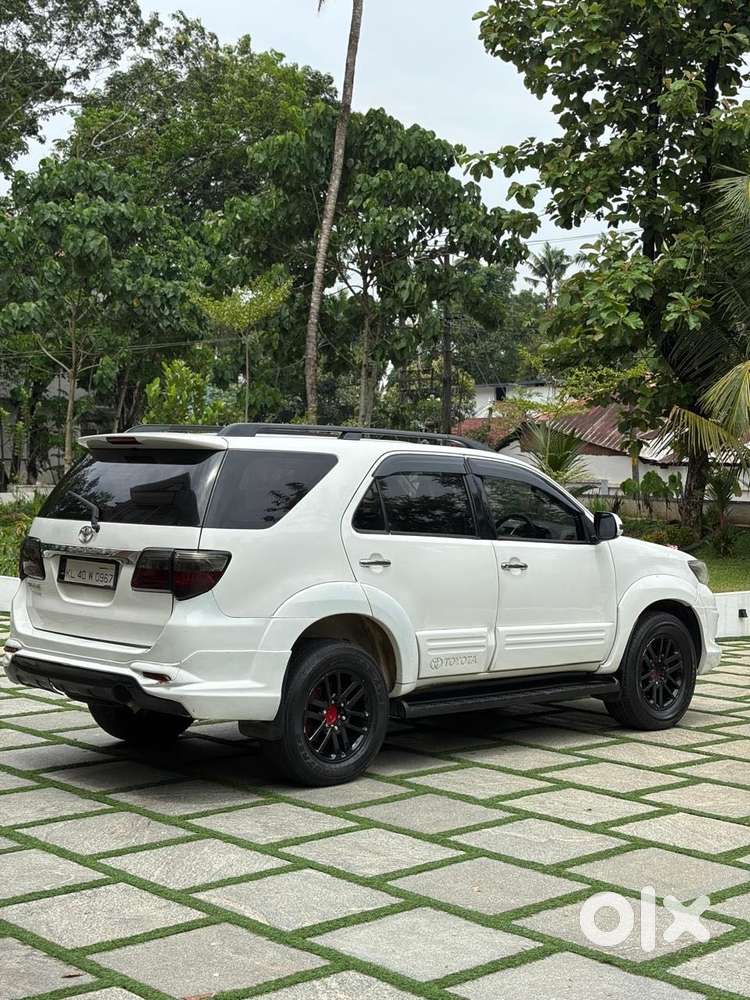 Toyota Fortuner 3.0 4x2 Automatic, 2013, Diesel