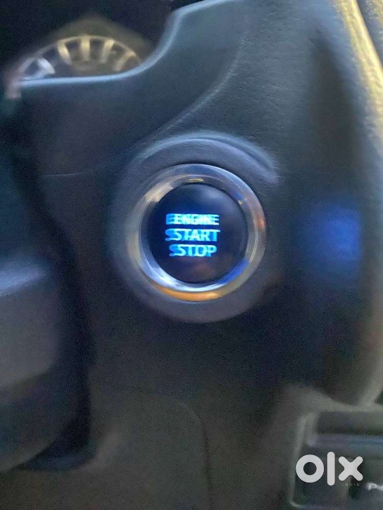 Toyota Innova Crysta 2.4 V 8 Str, 2018, Diesel