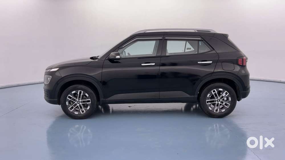 Hyundai Venue 1.0 Sx (o) Turbo Dct, 2023, Petrol