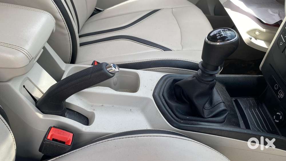 Mahindra Xuv300 W6 Diesel, 2023, Diesel