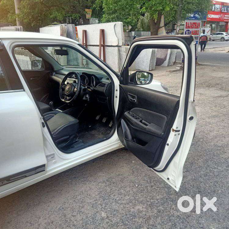 Maruti Suzuki Swift Vxi Optional, 2019, Petrol