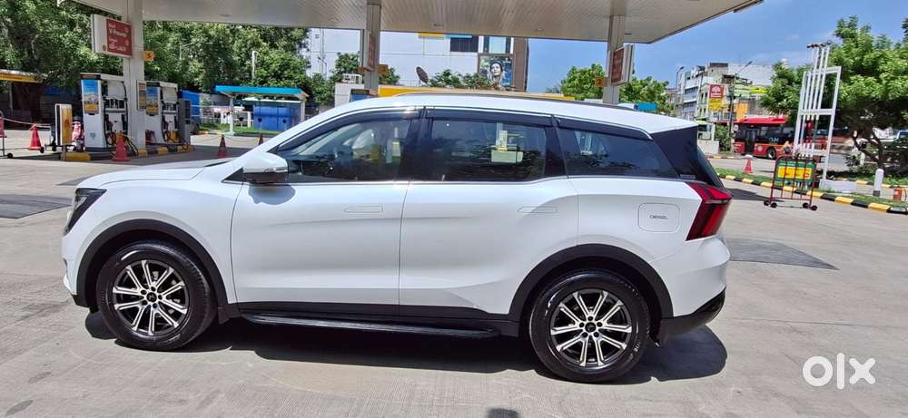 Mahindra Xuv700 2.2 Ax 7 Diesel At Str, 2024, Diesel