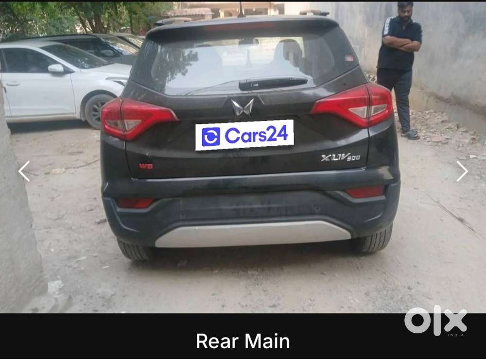 Mahindra Xuv300 Turbosport 2023 Petrol Well Maintained