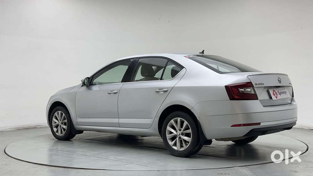 Skoda Octavia 2.0 L K Tsi At, 2018, Petrol