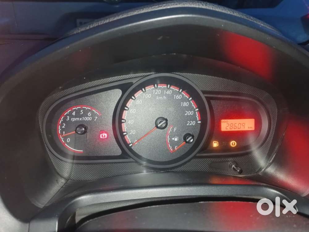 Ford Figo 1.2p Titanium Mt, 2012, Cng & Hybrids