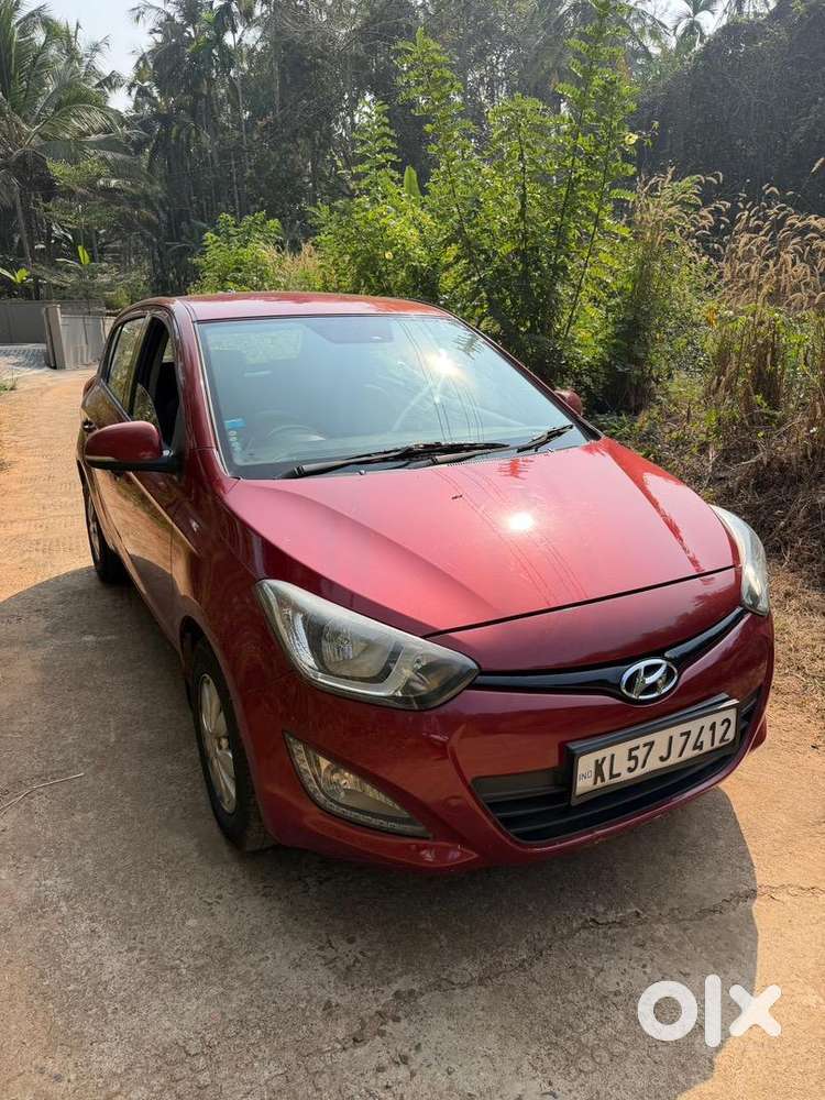 Hyundai I20 2014 Sportz Diesel 123000 Km Driven