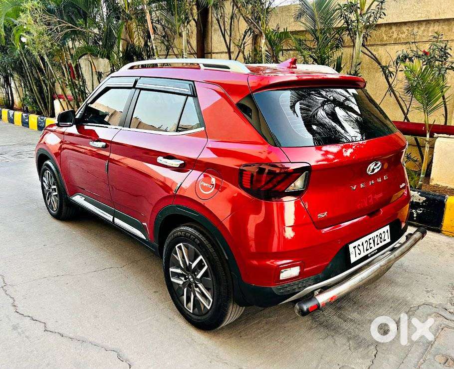 Hyundai Venue 1.0 Sx Turbo Imt, 2022, Petrol