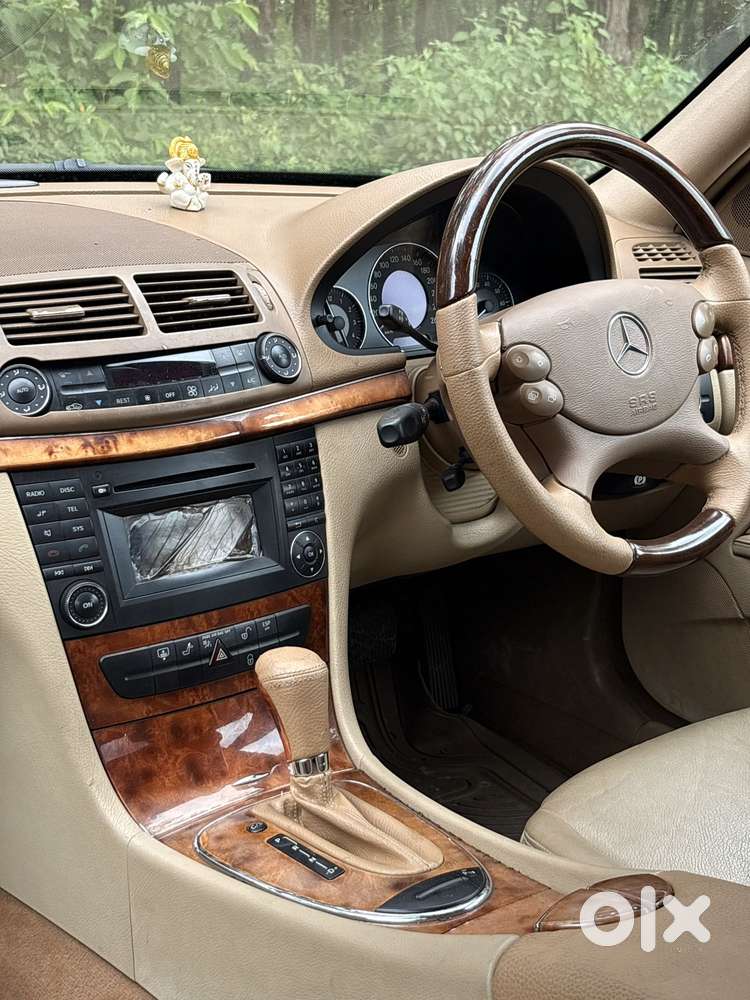 Mercedes-benz E-class 1993-2009 230 Classic At, 2006, Petrol