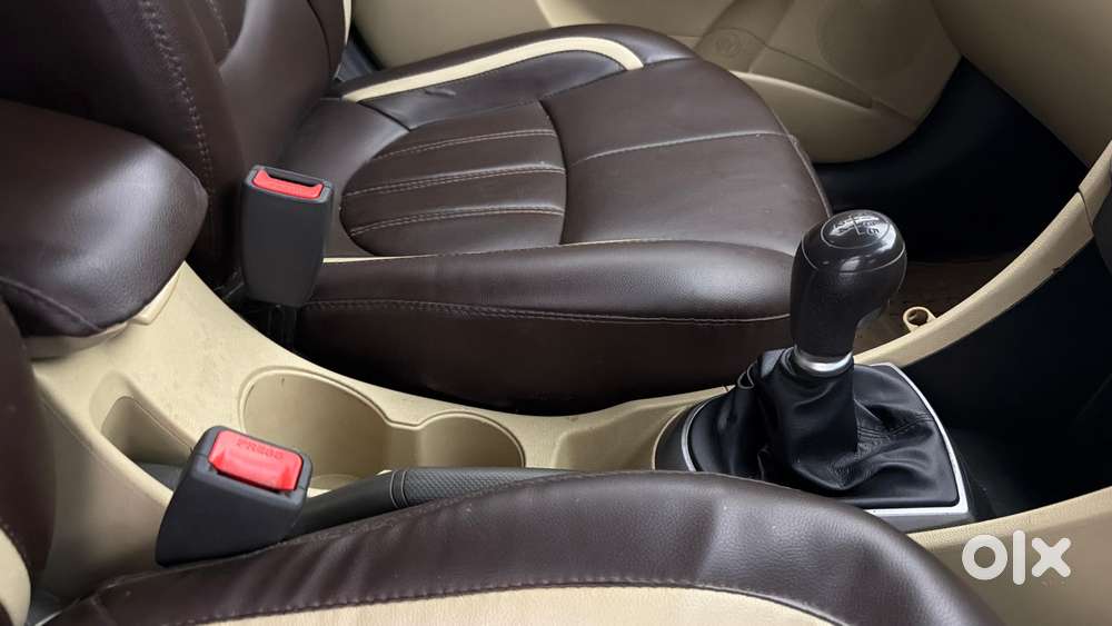 Hyundai Verna [ ] Fluidic 4s 1.6 Vtvt S, 2015, Petrol
