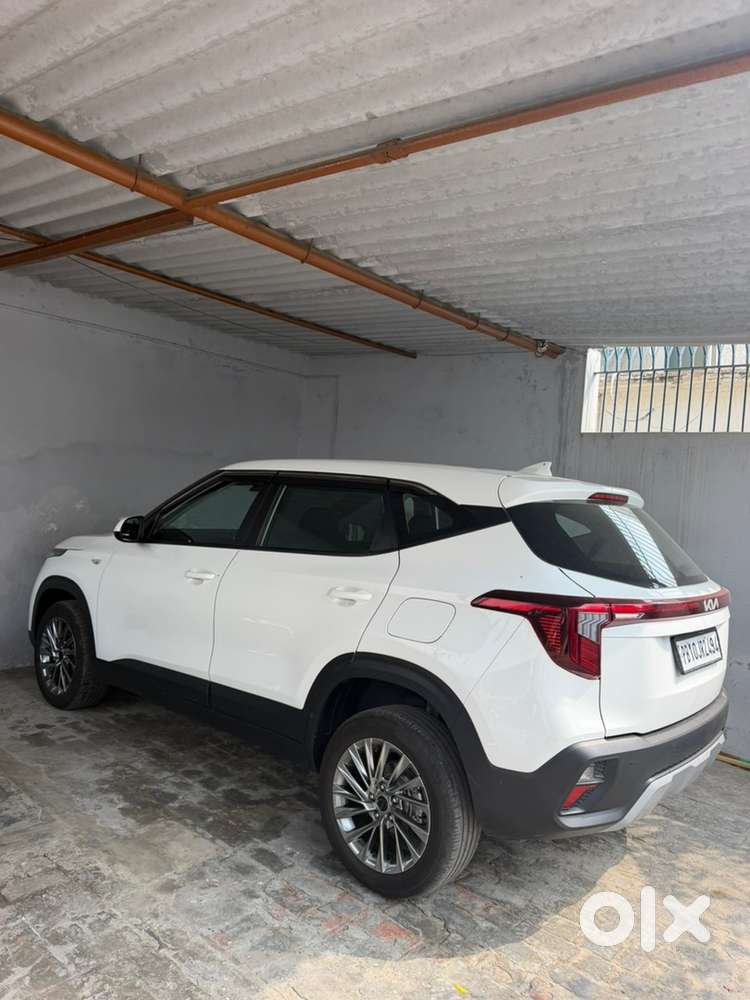 Kia Seltos Petrol 2024