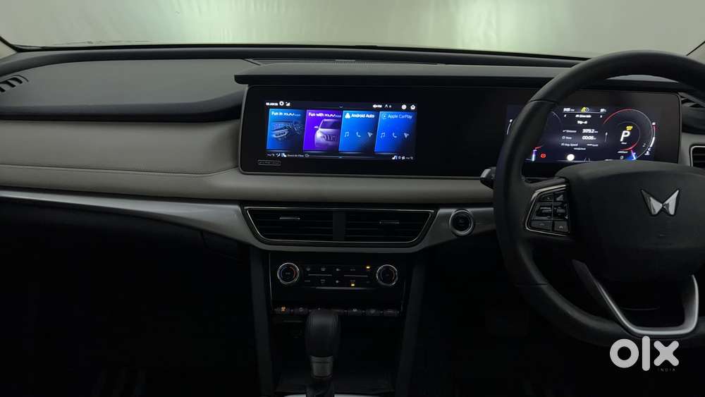 Mahindra Xuv700 2.2 Ax 7 Diesel At Luxury Pack Str Awd, 2024, Diesel