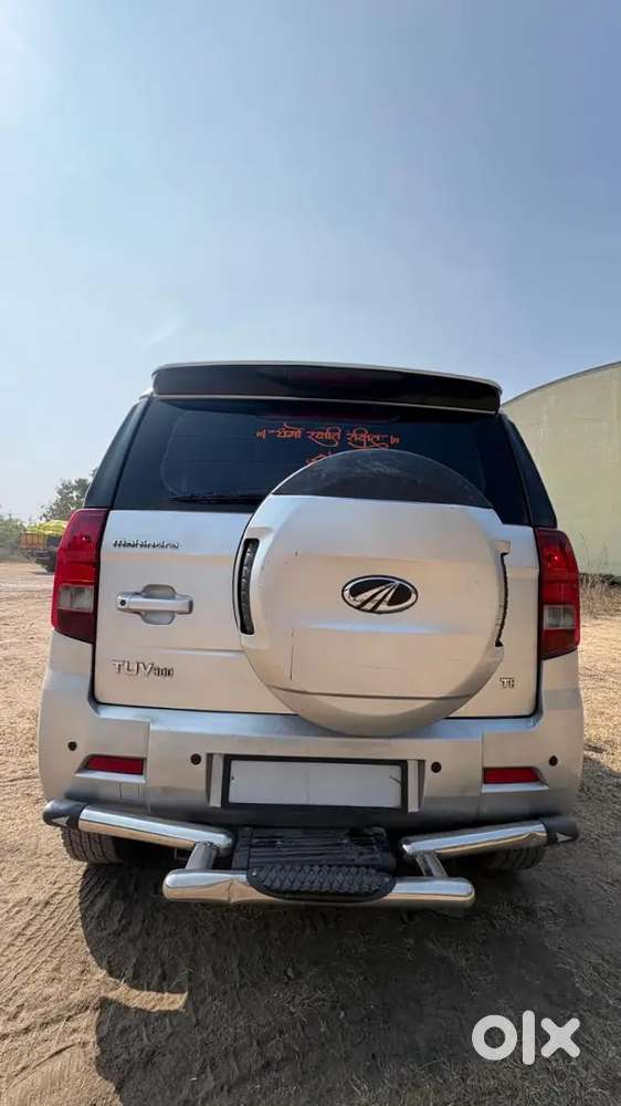 Mahindra Tuv 300 2017