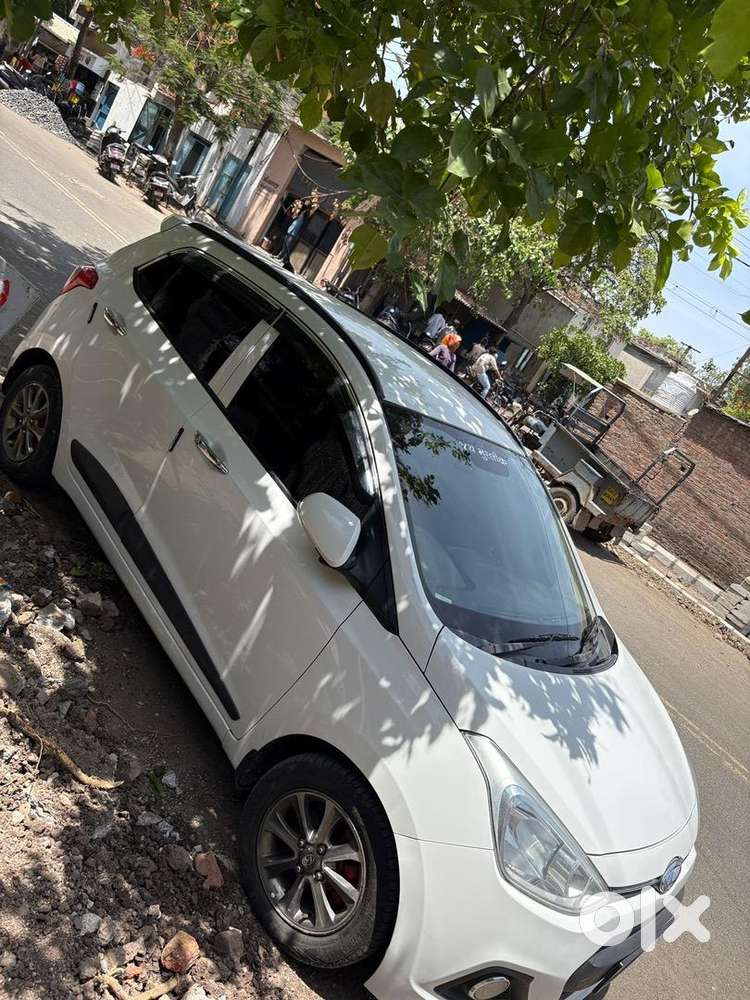 Hyundai Grand I10 2015 Diesel Good Condition