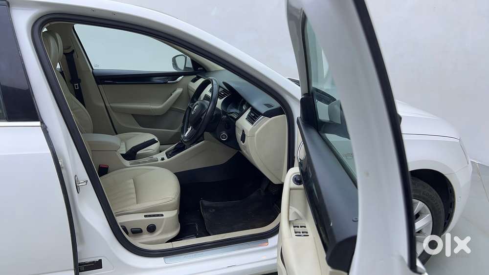 Skoda Octavia 2.0 L K Tsi At, 2018, Petrol