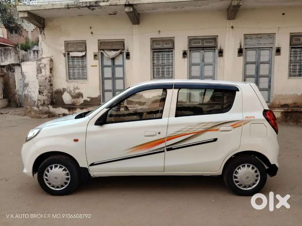 Maruti Suzuki 
Alto 800 Lxi
Model 2014
Good Condition
Urgent Sale
