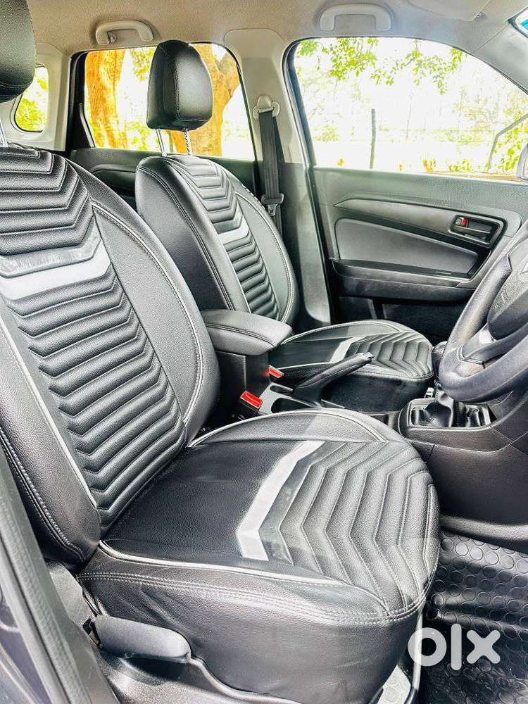 Maruti Suzuki Brezza 1.5 Lxi Smart Hybrid, 2020, Petrol