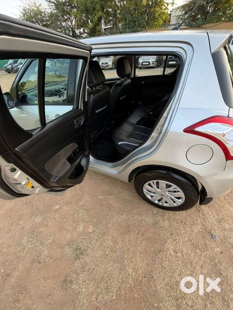 Maruti Suzuki Swift 1.2 Vxi (o), 2013, Petrol