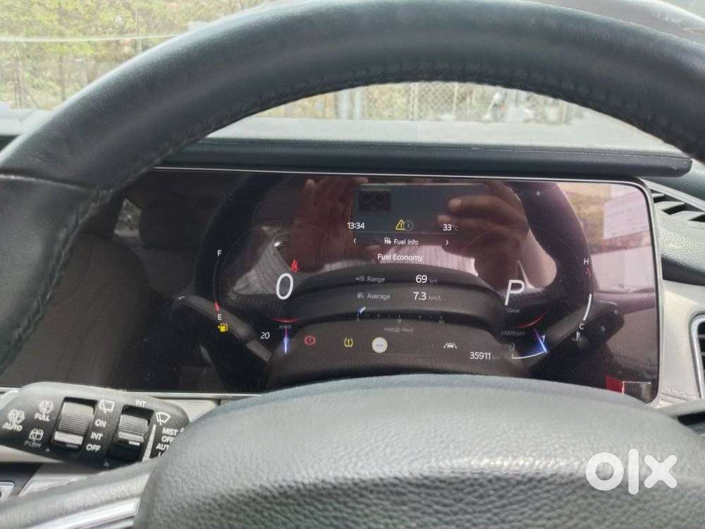 Mahindra Xuv700 2.0 Ax 7 Petrol At Luxury Pack Str, 2023, Petrol