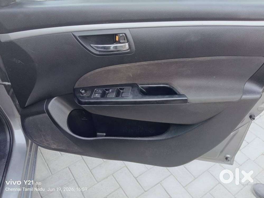 Maruti Suzuki Swift Rs Vxi, 2012, Petrol