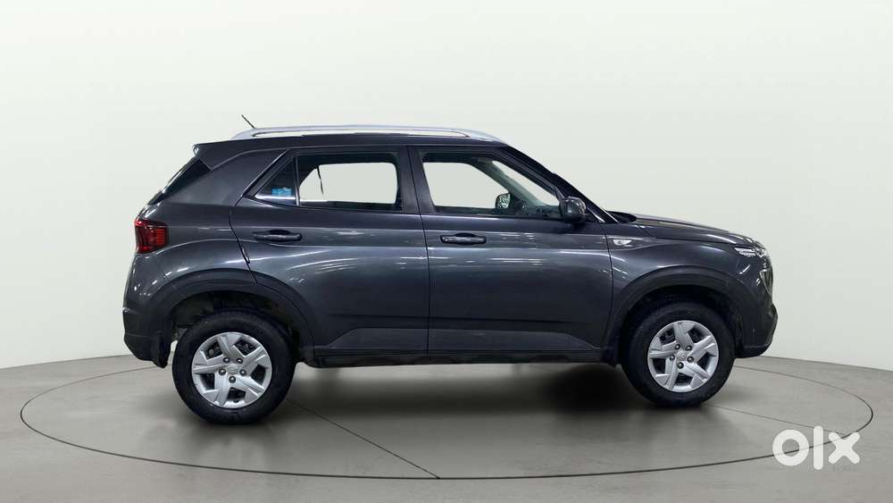 Hyundai Venue S 1.2 Petrol, 2020, Petrol