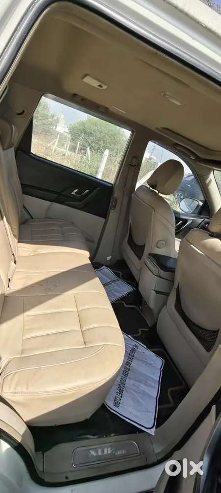 Mahindra Xuv500 2015 Diesel 90000 Km Driven