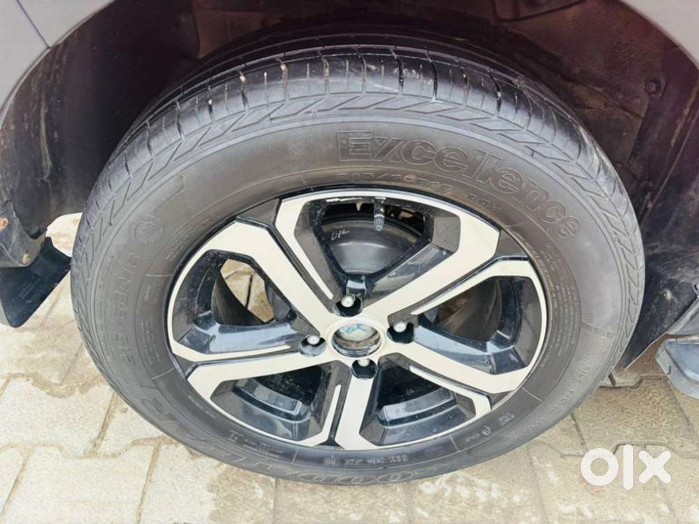 Tata Nexon 1.2 Revotron Xz Plus, 2023, Petrol