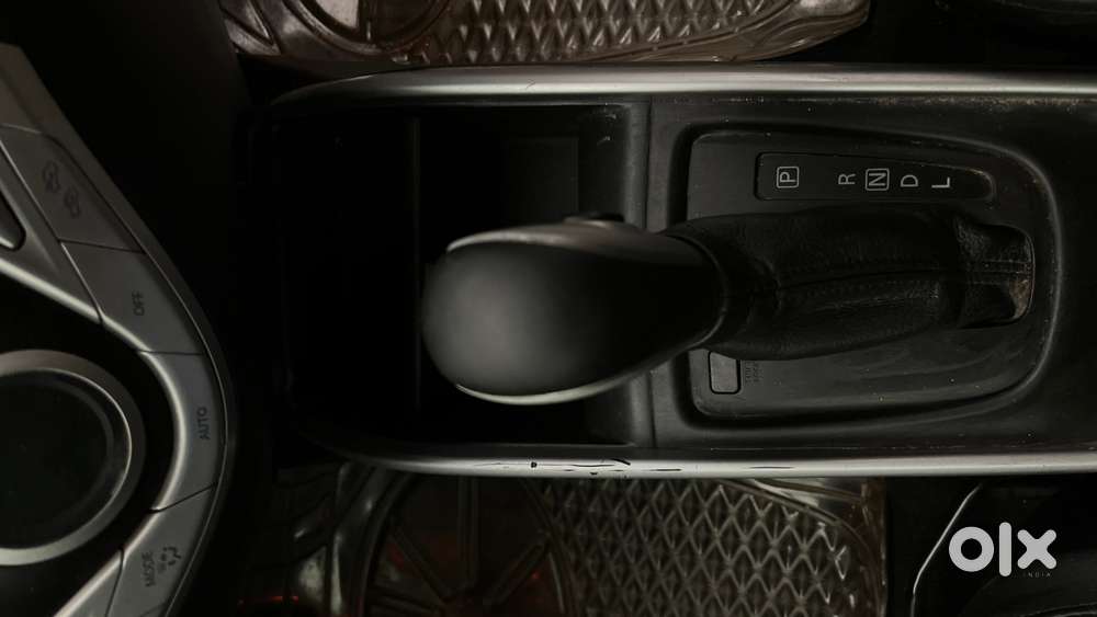 Maruti Suzuki Baleno 1.2 Cvt Zeta, 2017, Petrol