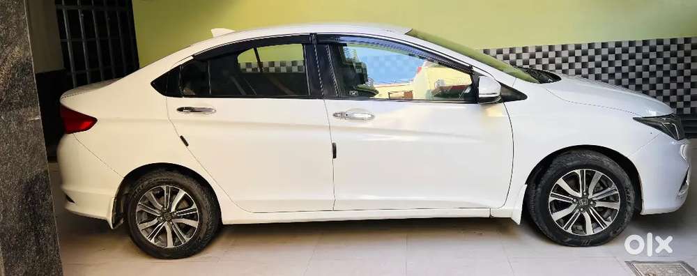 Honda City 1.5 V 2018