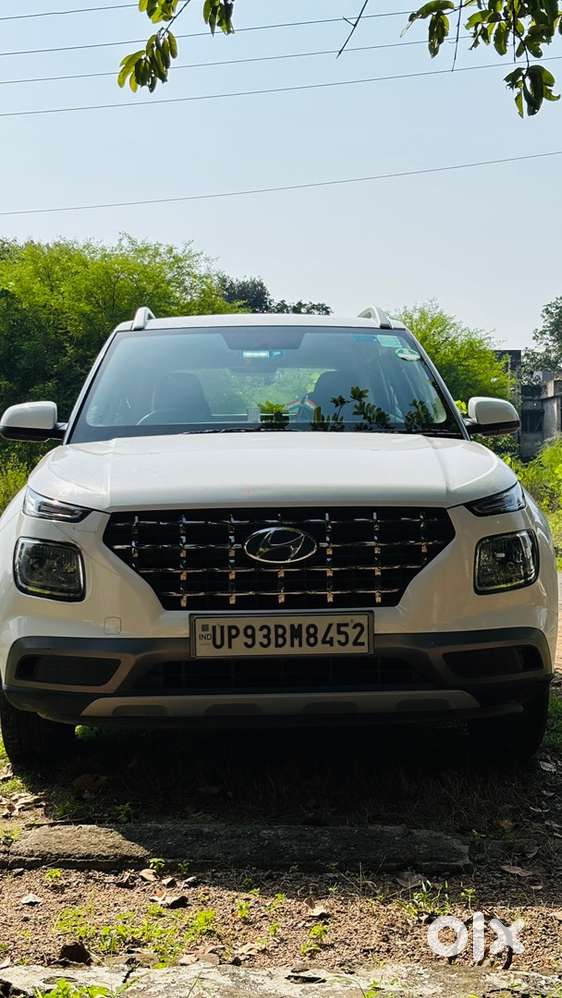 Hyundai Venue Petrol 2021