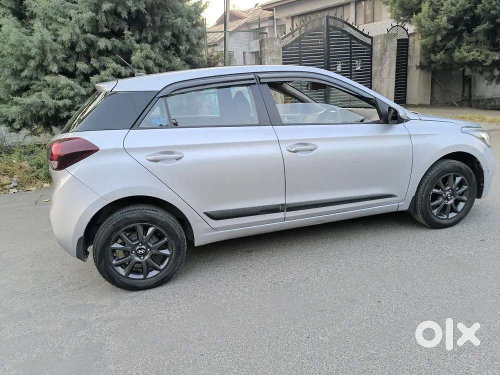 Hyundai Elite I20 2019 Petrol 74000 Km Driven