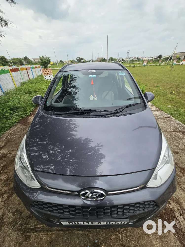 2017 Hyundai Grand I10 Asta Top Model Push Button Start