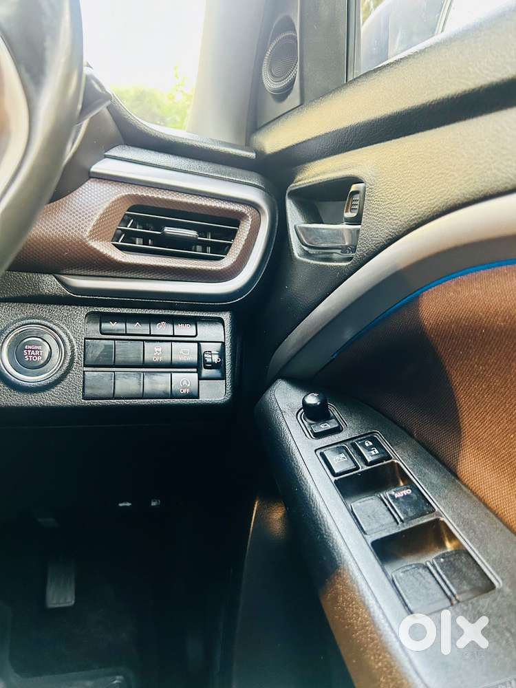 Maruti Suzuki Brezza 1.5 Zxi Plus Smart Hybrid, 2022, Petrol