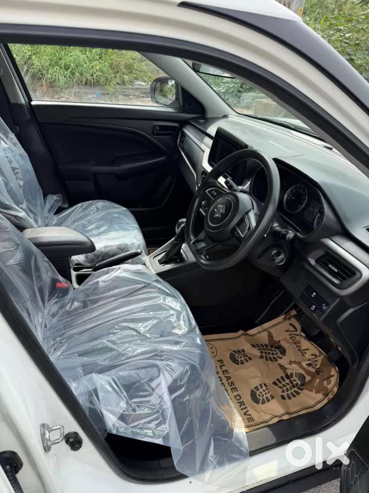 Maruti Suzuki Brezza Vxi At, 2024, Petrol