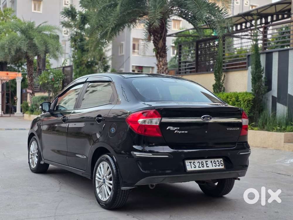 Ford Figo Petrol Titanium, 2018, Petrol