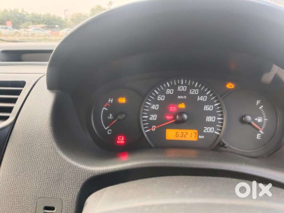 Maruti Suzuki Swift Lxi Option, 2010, Petrol