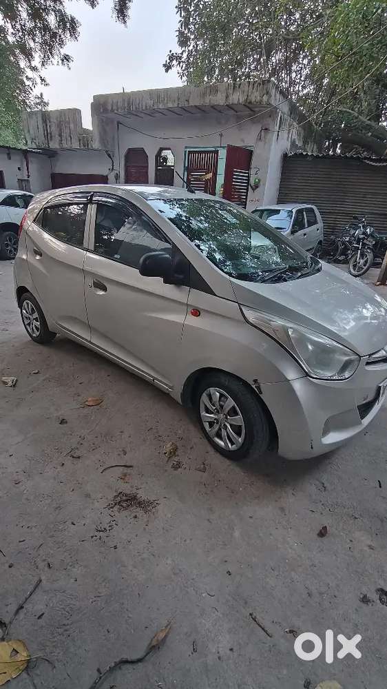 Hyundai Eon Magna 2012