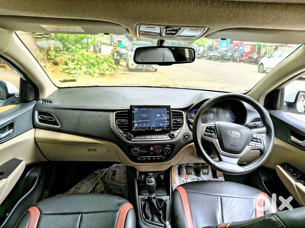 Hyundai Verna 1.5 Sx (o) Petrol Mt, 2023, Petrol