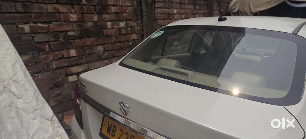 Maruti Suzuki Swift Dzire 2023 Petrol 81000 Km Driven