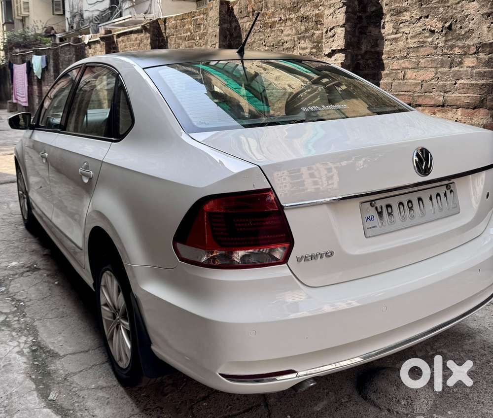 Volkswagen Vento 1.6 Highline, 2017, Petrol